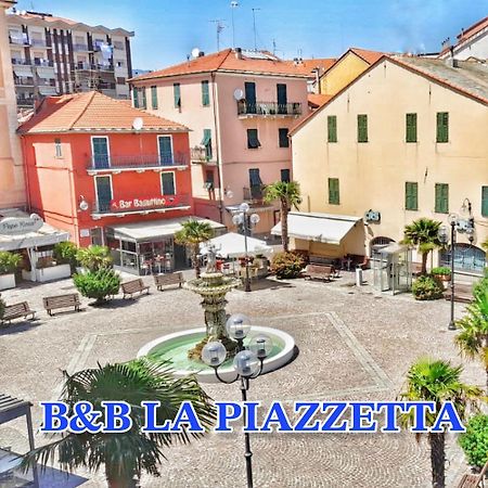 B&B La Piazzetta วาโด ลีกูเร ภายนอก รูปภาพ