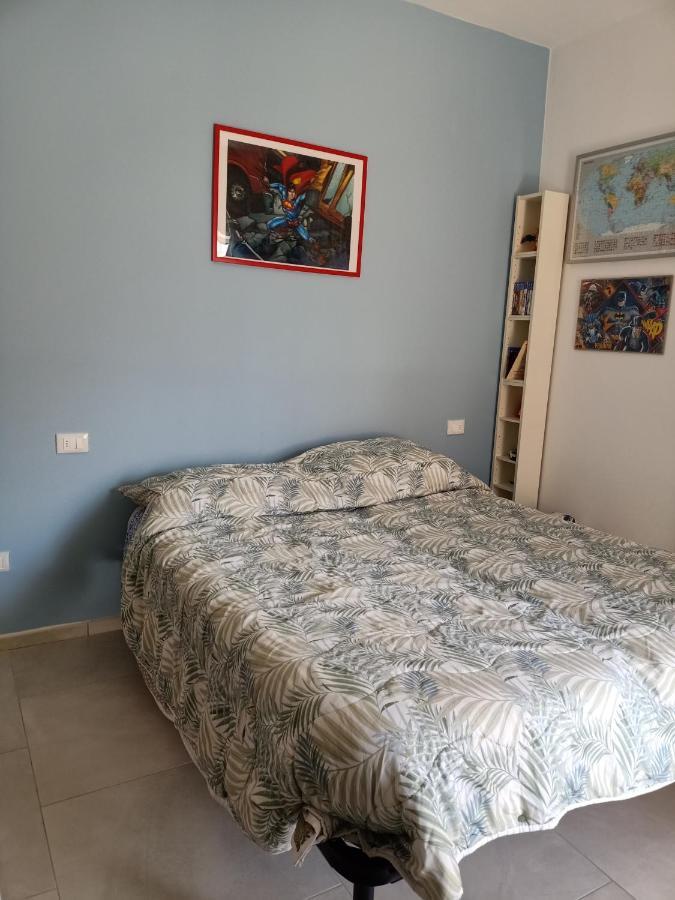 B&B La Piazzetta วาโด ลีกูเร ภายนอก รูปภาพ
